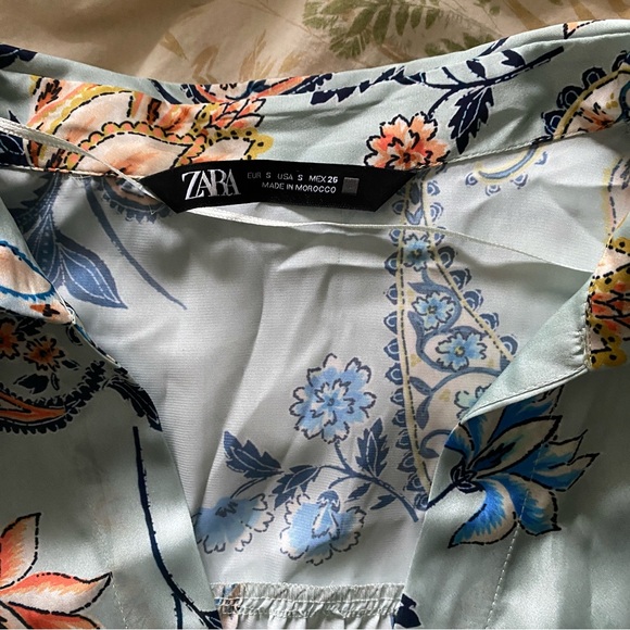 Paisley Blouse - Picture 4 of 4